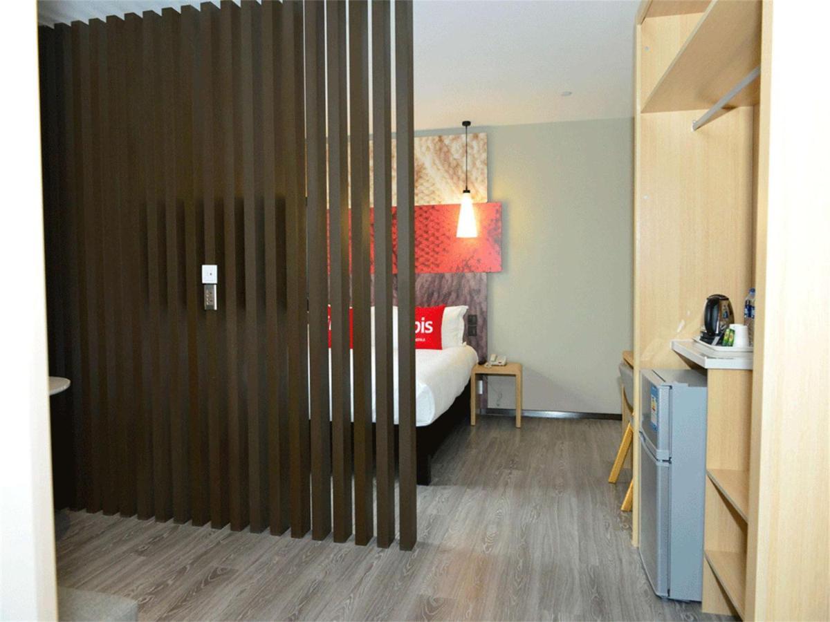 Ibis Beijing Guanzhuang Changying Middle Road Hotel Exteriör bild